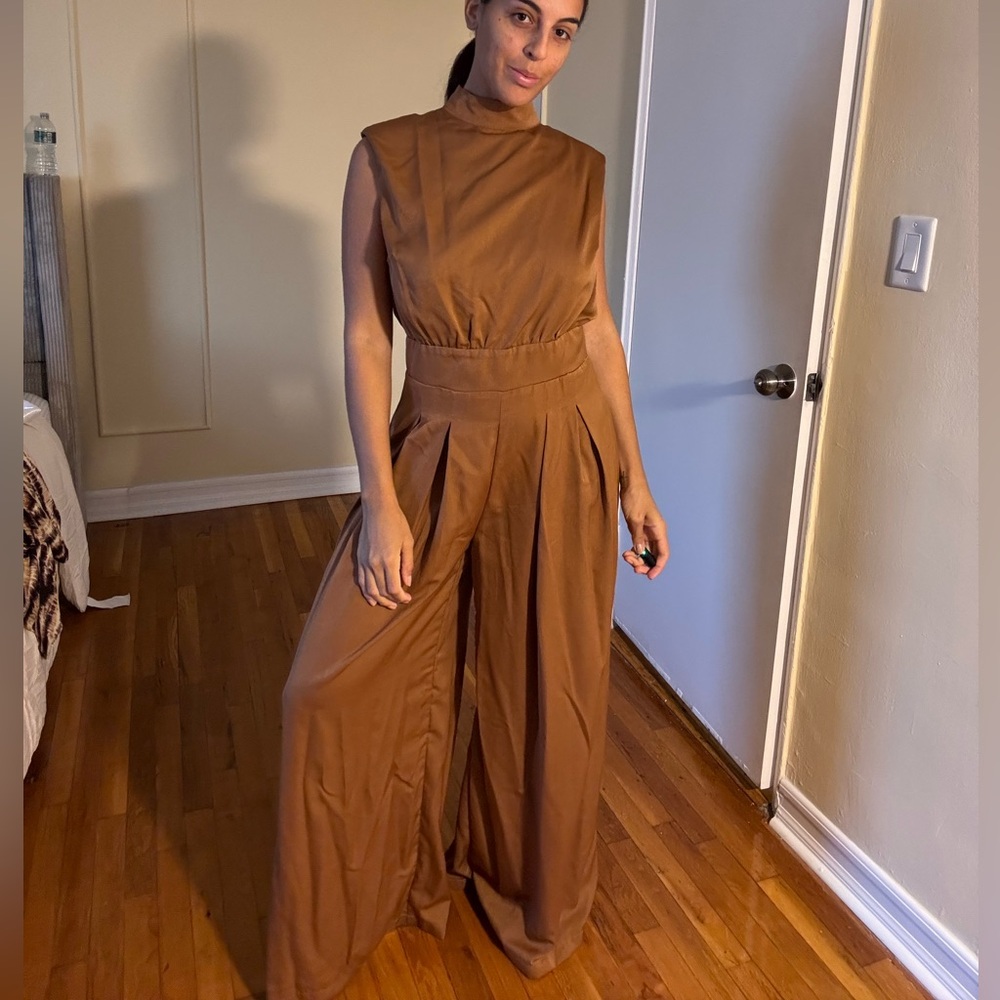 Fashion nova jumpsuit